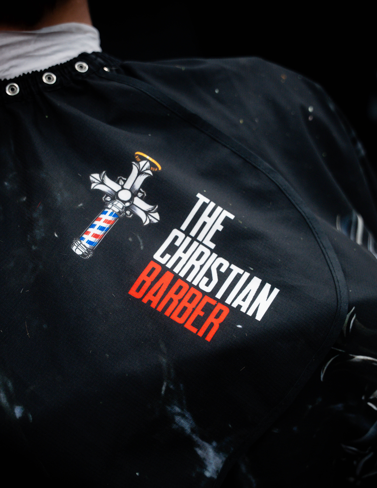 Jesus Saves I Fade Barber Cape – TCB x Working Class
